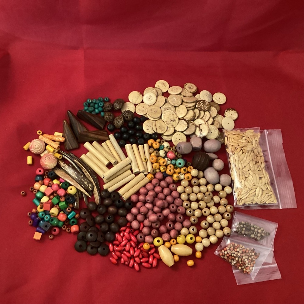 288 grams of wood and seeds beads